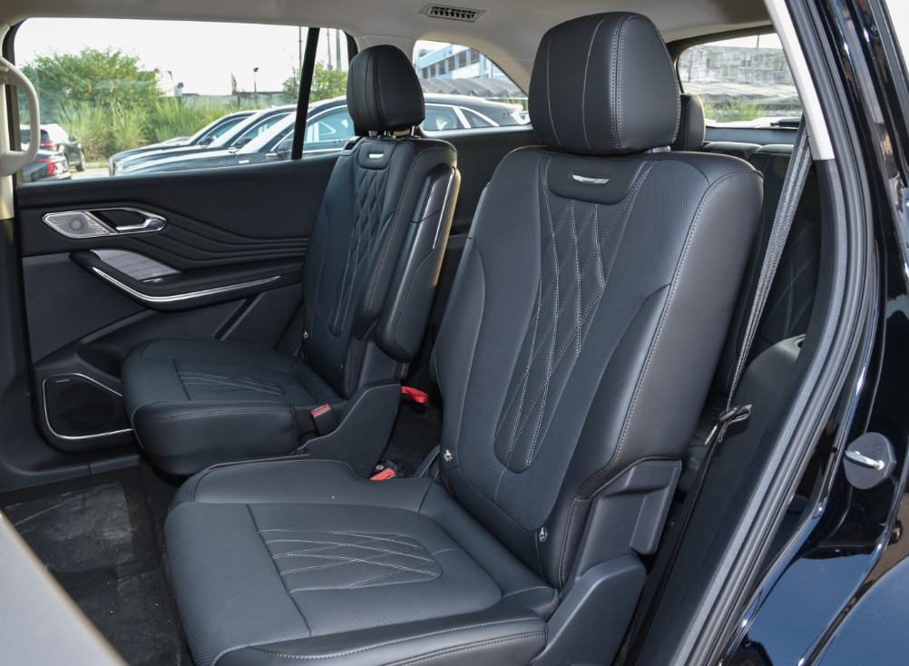 Gasoline Hongqi HS7 Sports Utility Vehicle Automatic Transmission