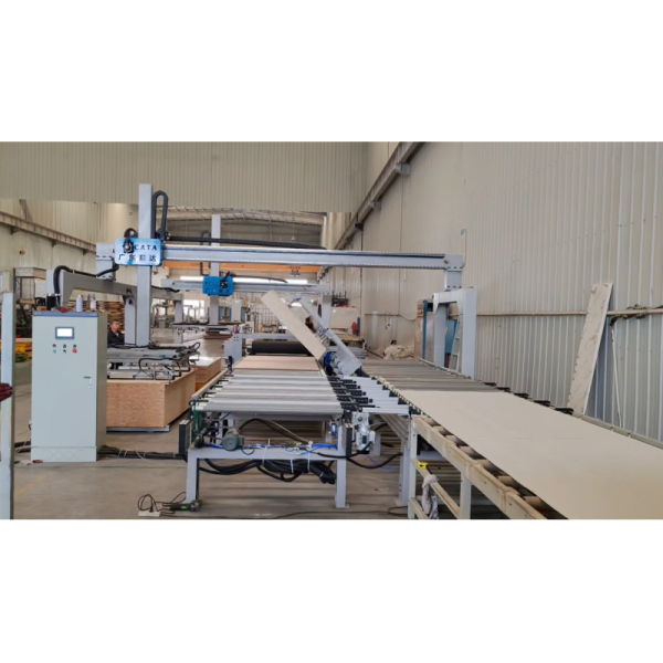 Automatic Flipping Lamination Machine 5-8t/H For Doors 1.3 Meters Width