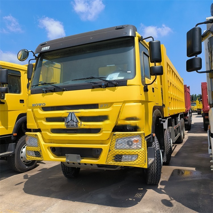 Automatic 8x4 371hp Sinotruk Howo Mine Sand Dump Tipper Truck 40 Ton 60 Ton In Africa
