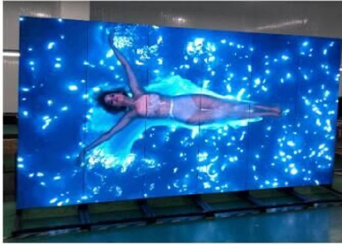 COB Outdoor LED Advertising Screen With Carbon Fiber Case And High Density led commercial advertising display screen