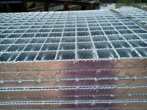 Wholesale Welding Galvanized G253/30/100 Serrated Steel Grating from china suppliers