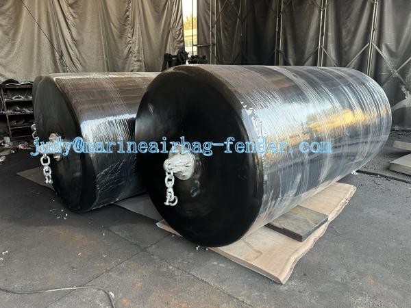 EVA Foam Filled Fender Polyurea Skin Fender Excellent Weather Resistance For