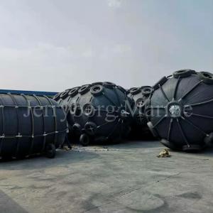 Wholesale 2.5m*4.0m Ship Docking Pneumatic Yokohama Marine Fenders from china suppliers