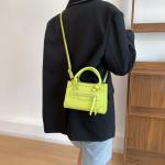 Sport Puffer Bag Trendy Fashion Quilted Duffel Travel Tennis Pickleball Tote Bag