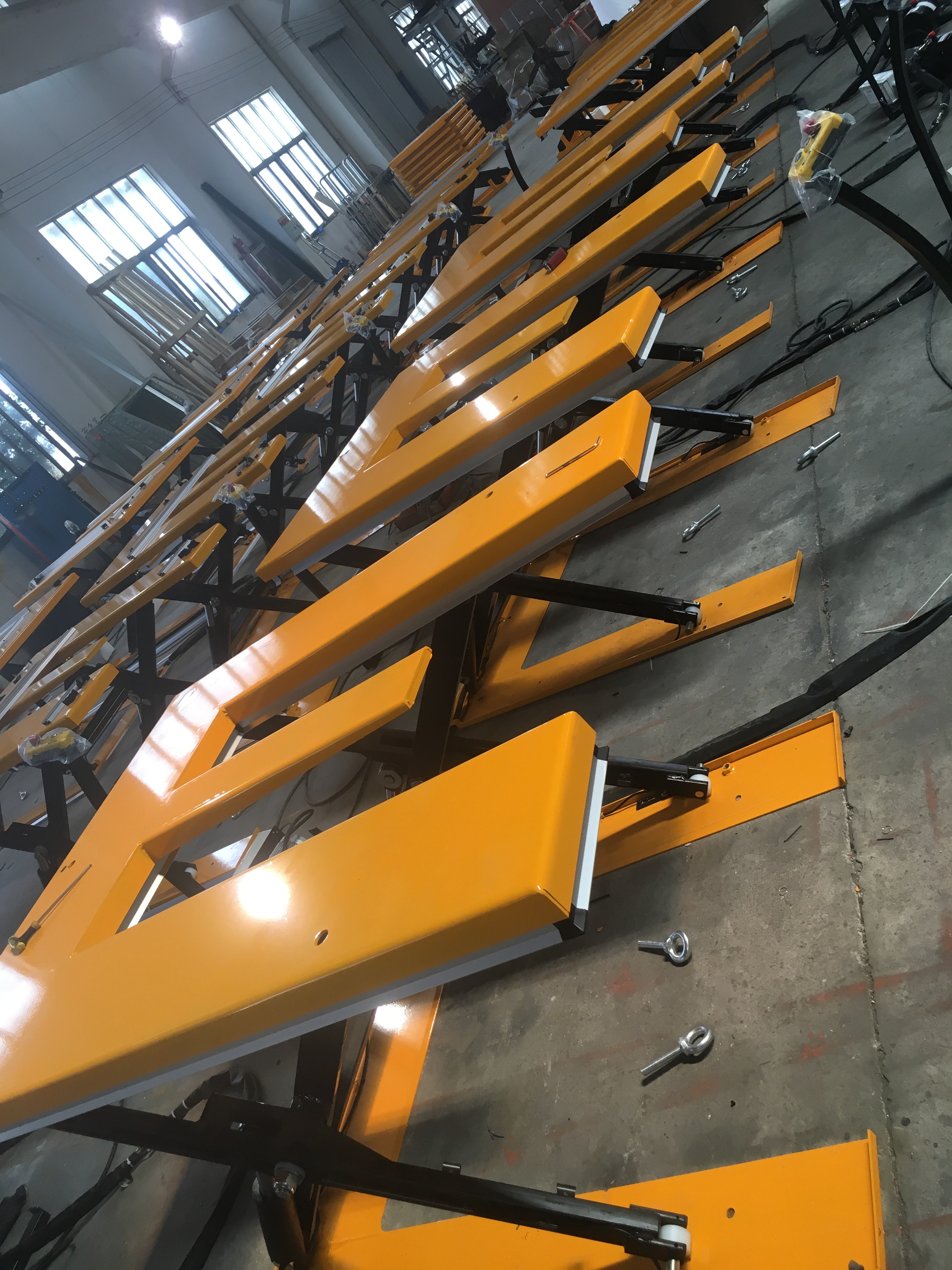 Pallet Hydraulic Lift Table Low Profile Lifting Device 2000kg