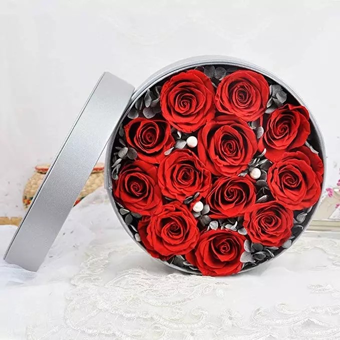 2020 New Design Romantic Valentines′ Day Gift Preserved Roses Flower 12 Roses in Round Gift Box for Wife or Girlfriend