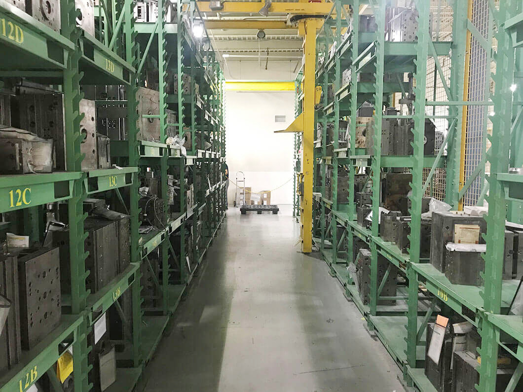 China Manufacturer Industrial Warehouse Steel Heavy duty Custom Sliding Drawer Mold mould storage rack