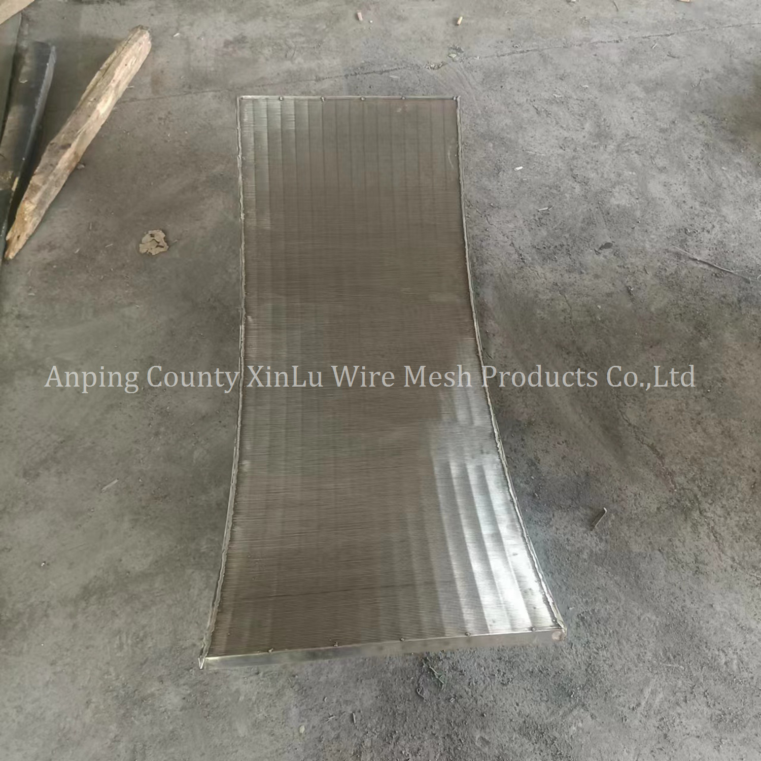Vibrating Static Sieve Bend Screen 45 Degree Anti Rust For Industrial Filtering