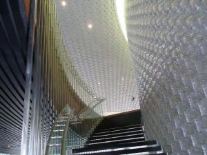 Wholesale SGS Indoor Office Wall Tiling Leaded Wavy Pattern K9 Glass from china suppliers