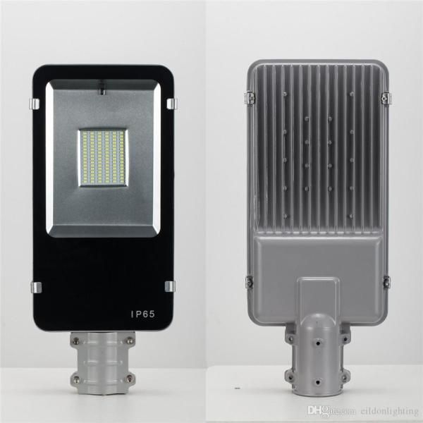10W Aluminum Solar Powered Pole Lights , Solar Powered Street Lamp Remote