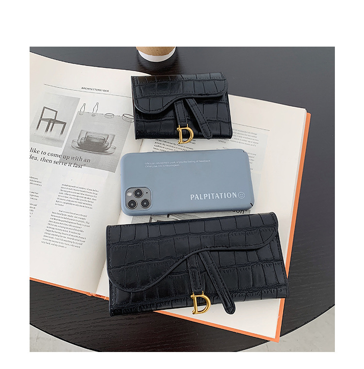 Designer Women's Wallet Low MOQ Mix Models Advantage in 19cm * 10cm * 2cm Package Size