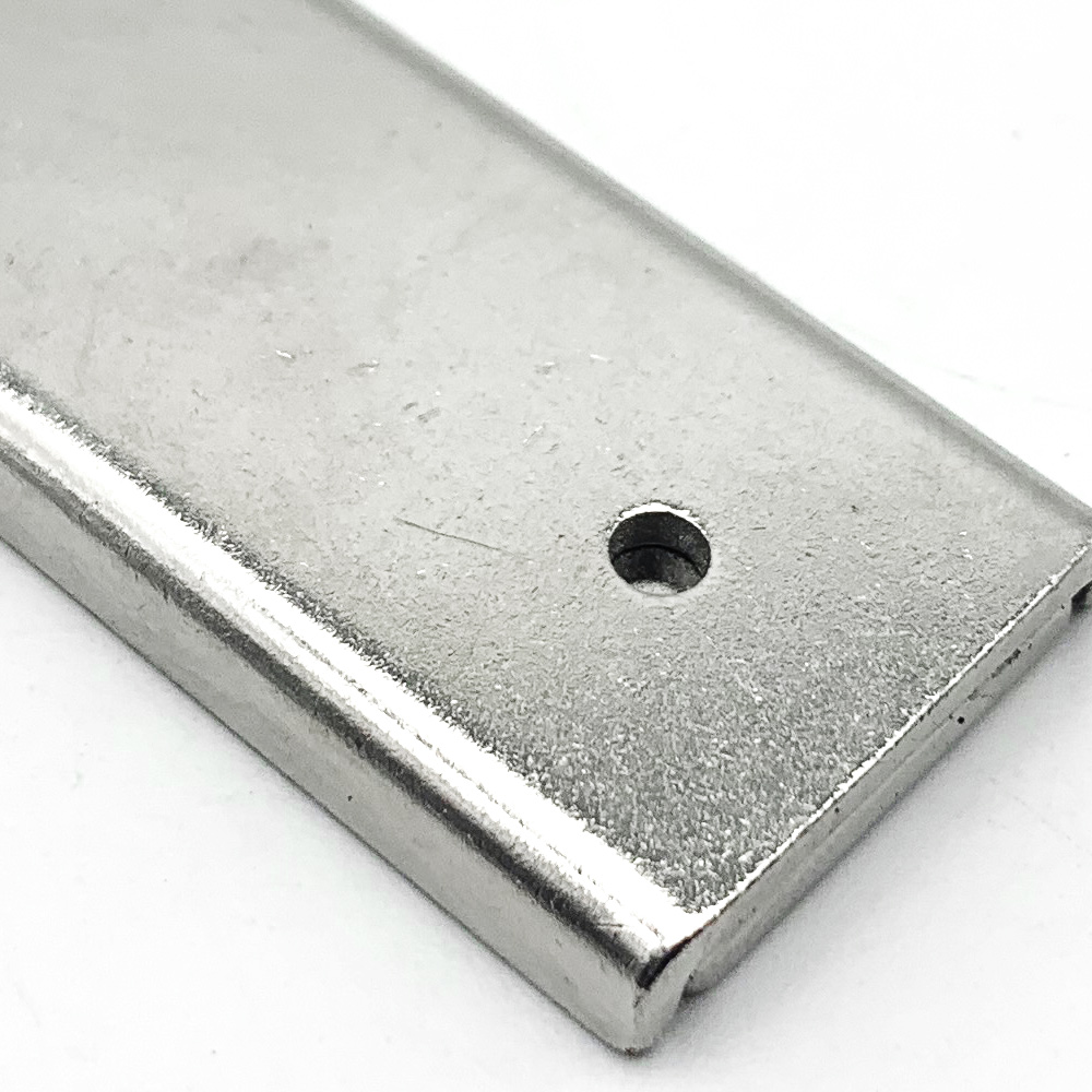Industrial Grade N52 Square NdFeb Pot Magnet with Countersunk Hole and Nickel Coating