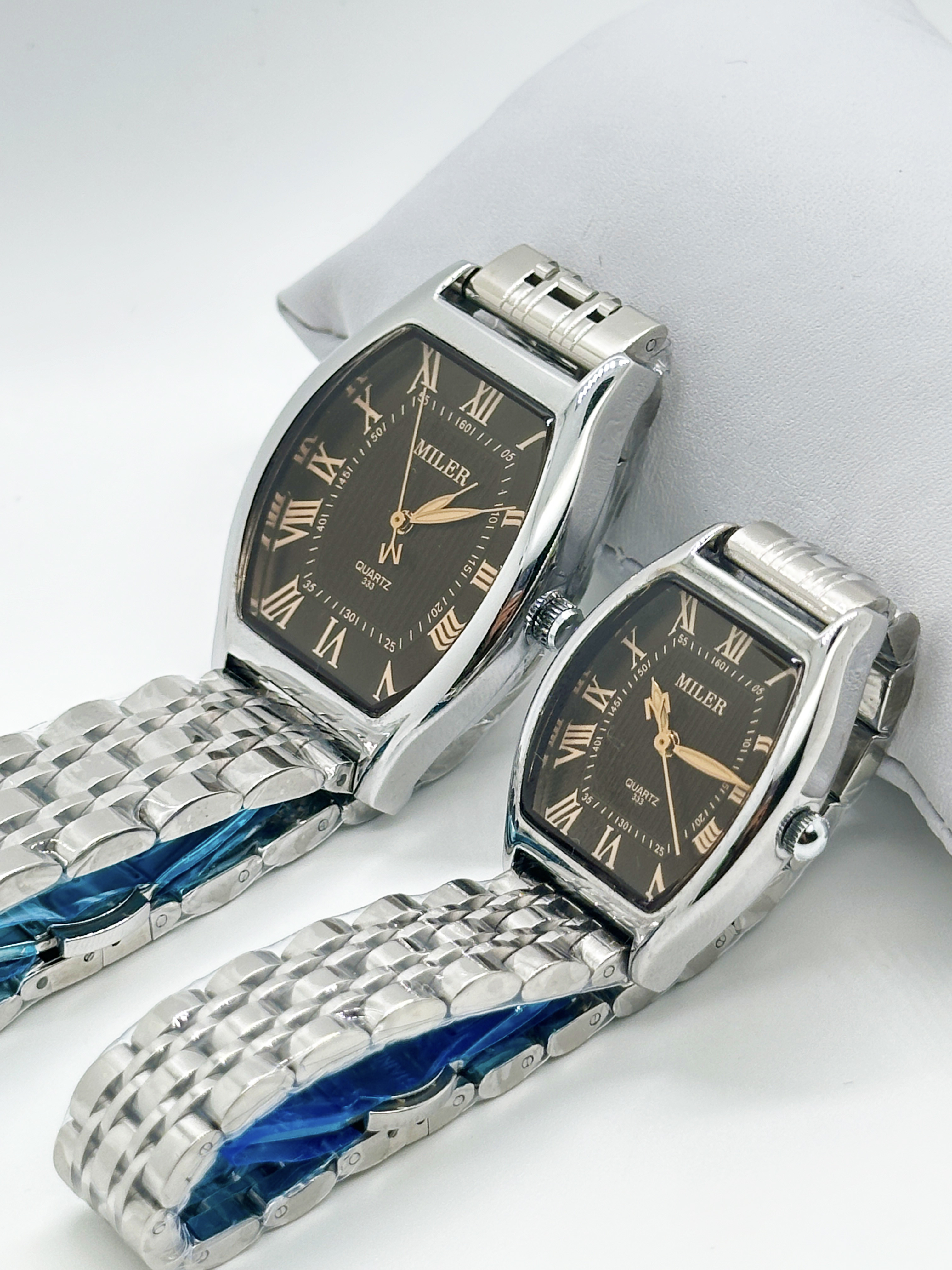 High Quality Factory OEM Stock Luxury Alloy Couple Set Wristwatch