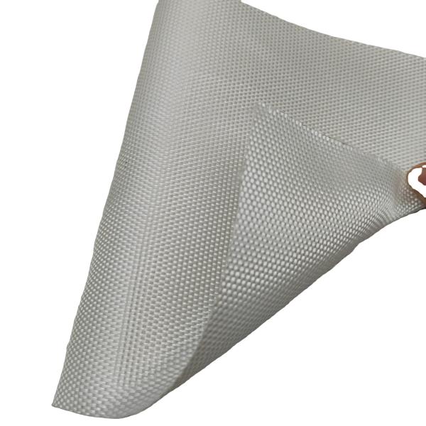 100kn Tensile Strength High Strength Woven Geotextiles for Reinforcing Over