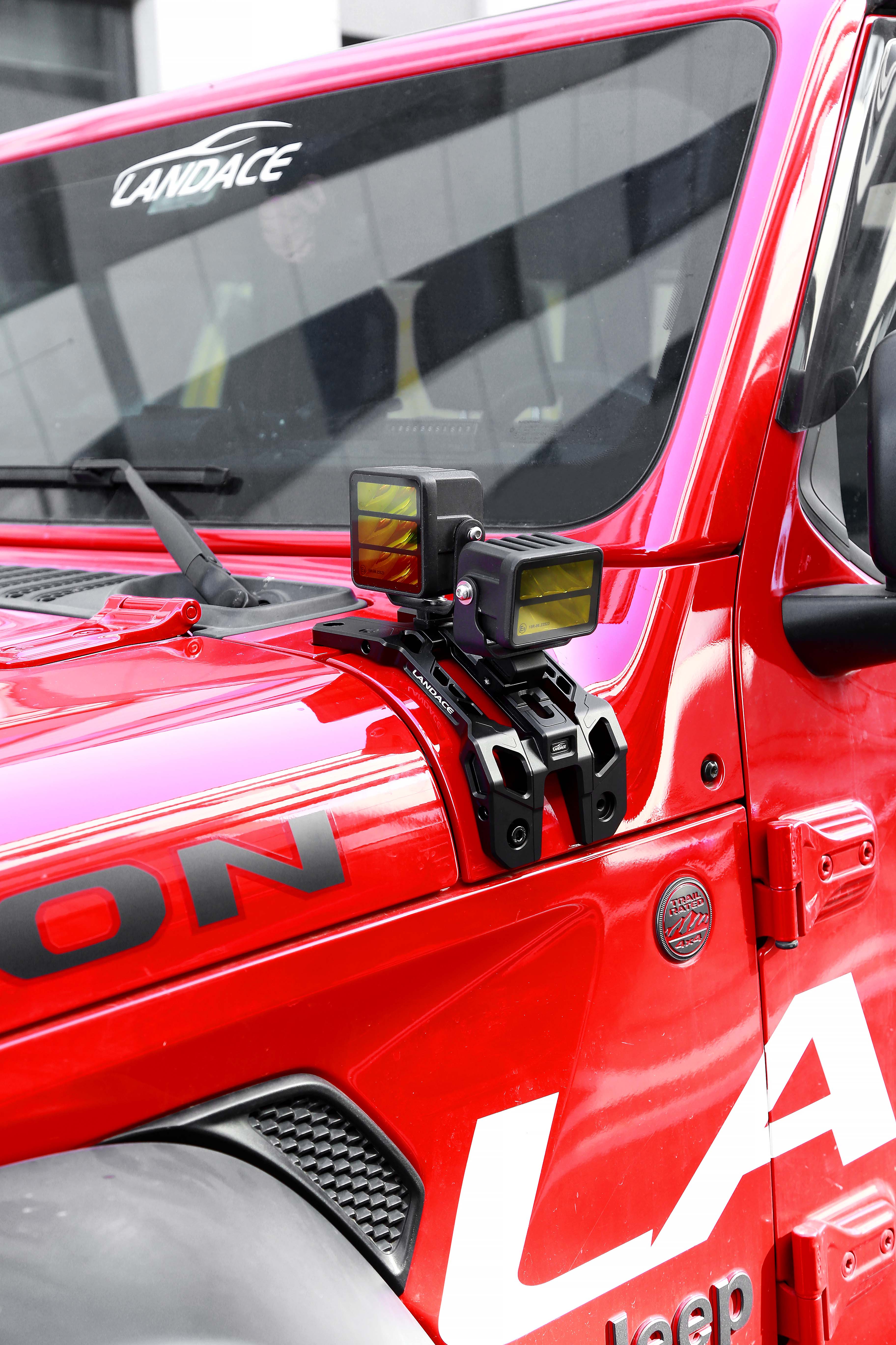 2018-2019 Jeep Wrangler JL Aluminum Hood Mount Camera Holder Designed with LED Light