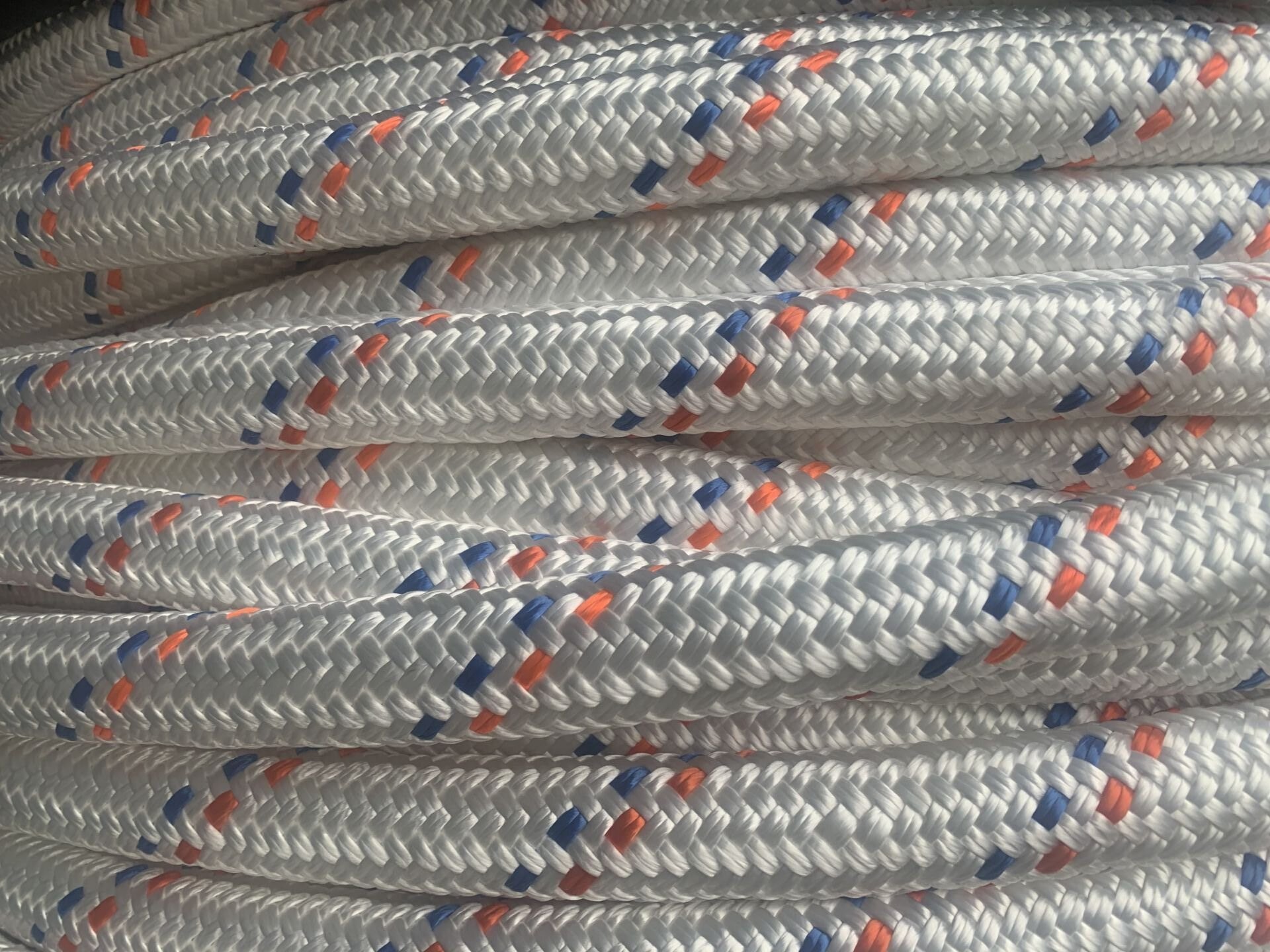 64mmx220m UHMWPE Rope With Polyester Sheath With High Breaking Load