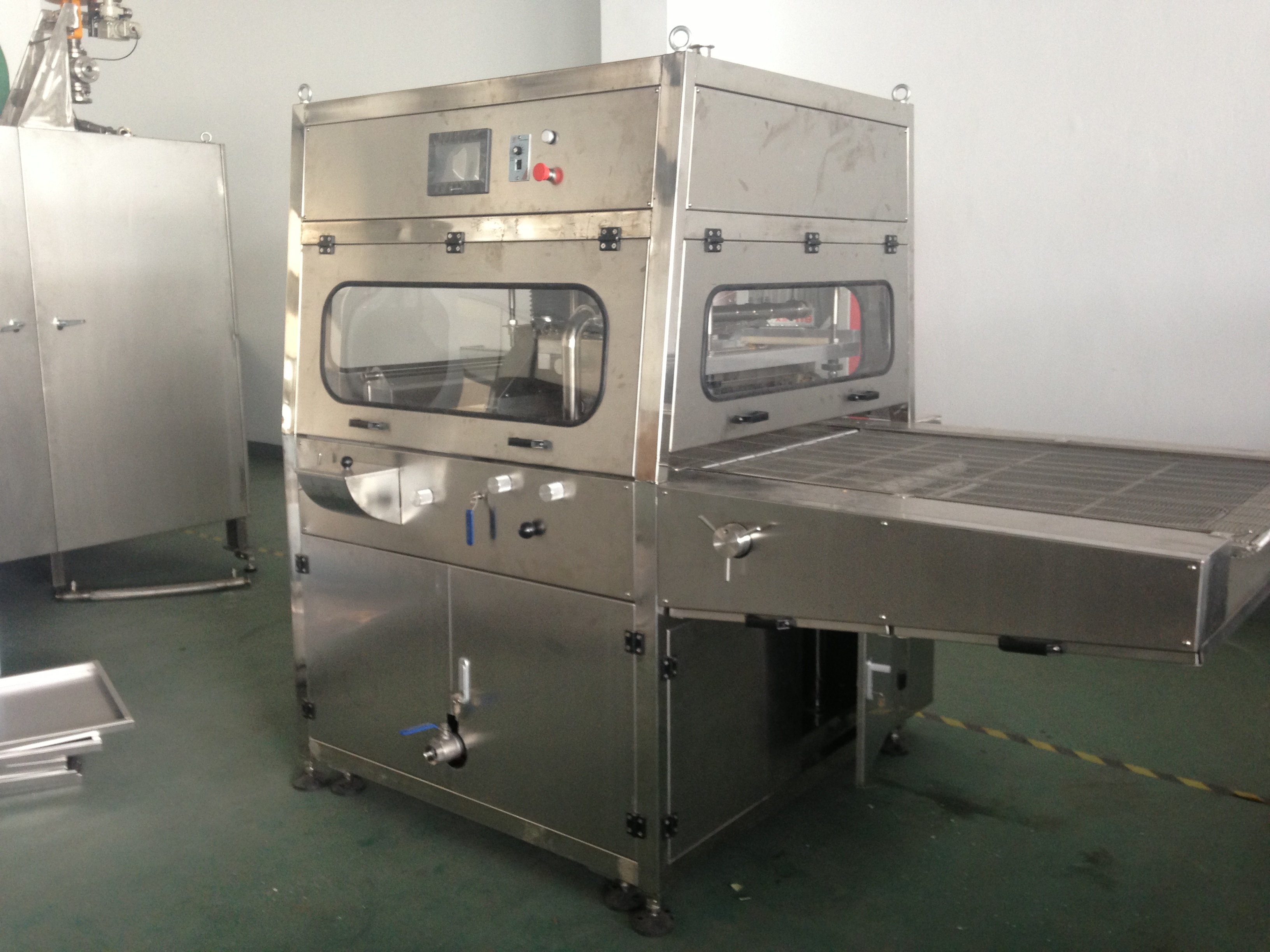 1-1000kg/H 1000mm Conveyor Belt Chocolate Enrobing Line For Biscuit / Cookie