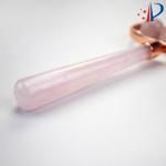 200g 175*110mm Rose Quartz Full Body Jade Roller Minimizes Swelling