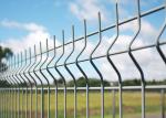 Q235 Q195 Steel RAL6005 Welded Wire Mesh Fence Panels With Triangle Shape