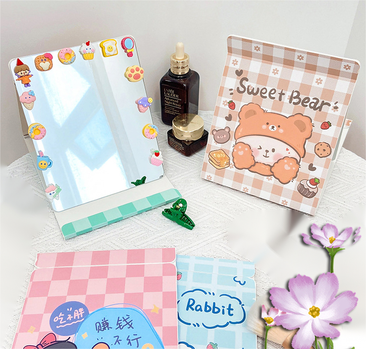 Extra LOGO Yes Heart Shaped Travel Cosmetic Small With Logo Mirror For Easy Touch-Ups