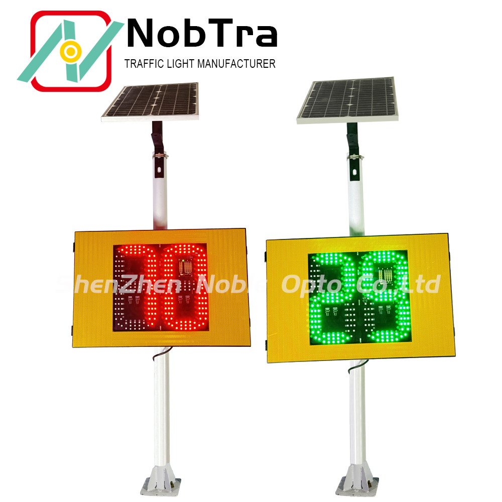 Customizable Solar Speed Limit Sign with Red and Green LED Display and IP 54 Weatherproofing
