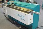 The type of LJTB01 butyl extruder machine is used for spreading aluminum spacer