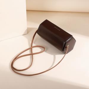 Wholesale 2024 NEW SIMPLE FASHION SMALL BAG NETWORK RED EVERYTHING SINGLE SHOULDER CROSSBODY FEMALE BAG FASHION NICHE CYLINDER BAG from china suppliers