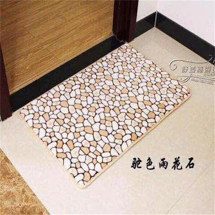 White dots pattern coral fleece bath mat with memory foam