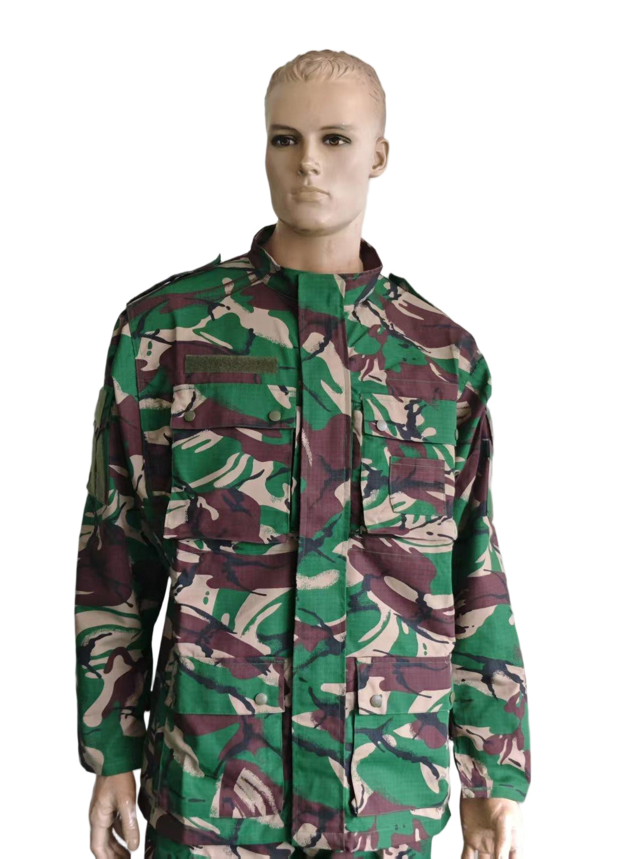 Tactical Forest Combat Uniform Woodland Camo With MOLLE and IR Reduction For Gabon