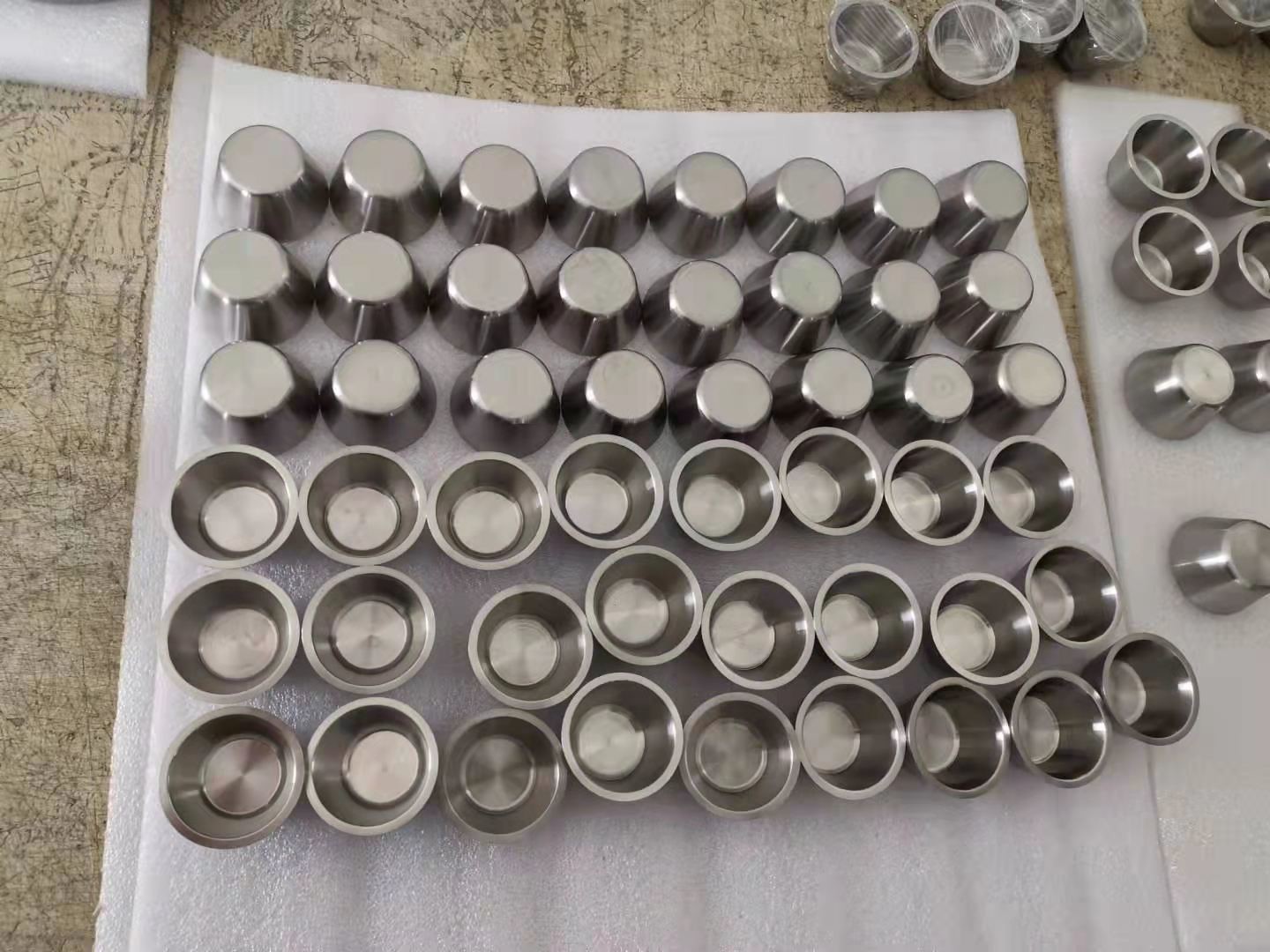 Vacuum Coating Tungsten Melting Pot Crucible With Polished Surface