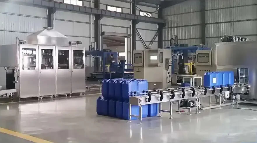 Automatic Multy Heads Linear 5KG-30KG Liquid Weighting Filling Machine For Bucket Pail Can