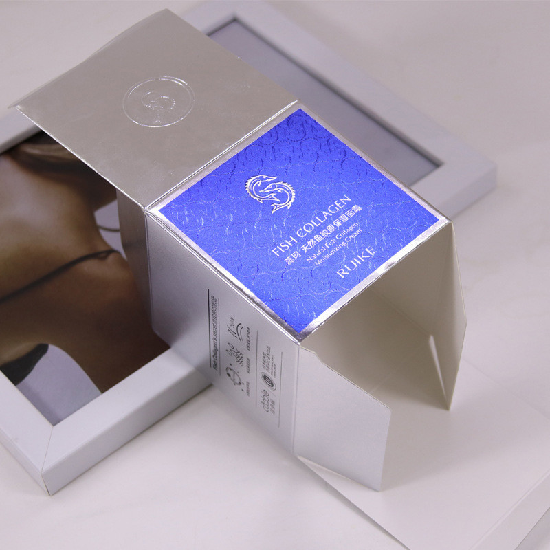 CMYK Custom Printed Lotion Boxes Sliver Foil Stamping Cosmetic Gift Packaging