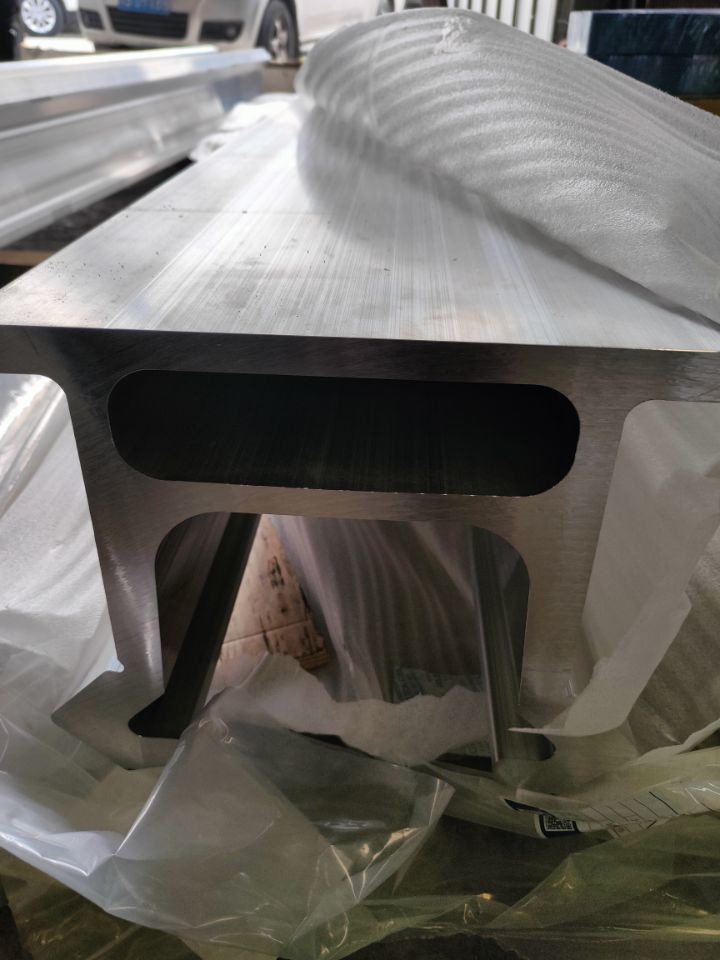 SIMBA H1254 SIMBA H1354 BMH200 Aluminum Feed Beam Extruded Profiles