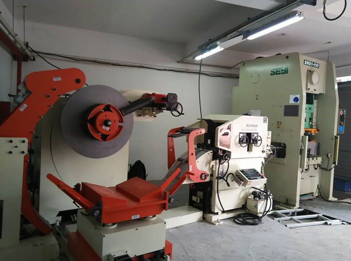 leveling machine