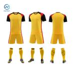 Custom Football Club Training Kit with Light Weight Fabric Customizable Number