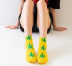 Colorful Fashionable Women's Novelty Socks Sweat Absorbent Customized Logo
