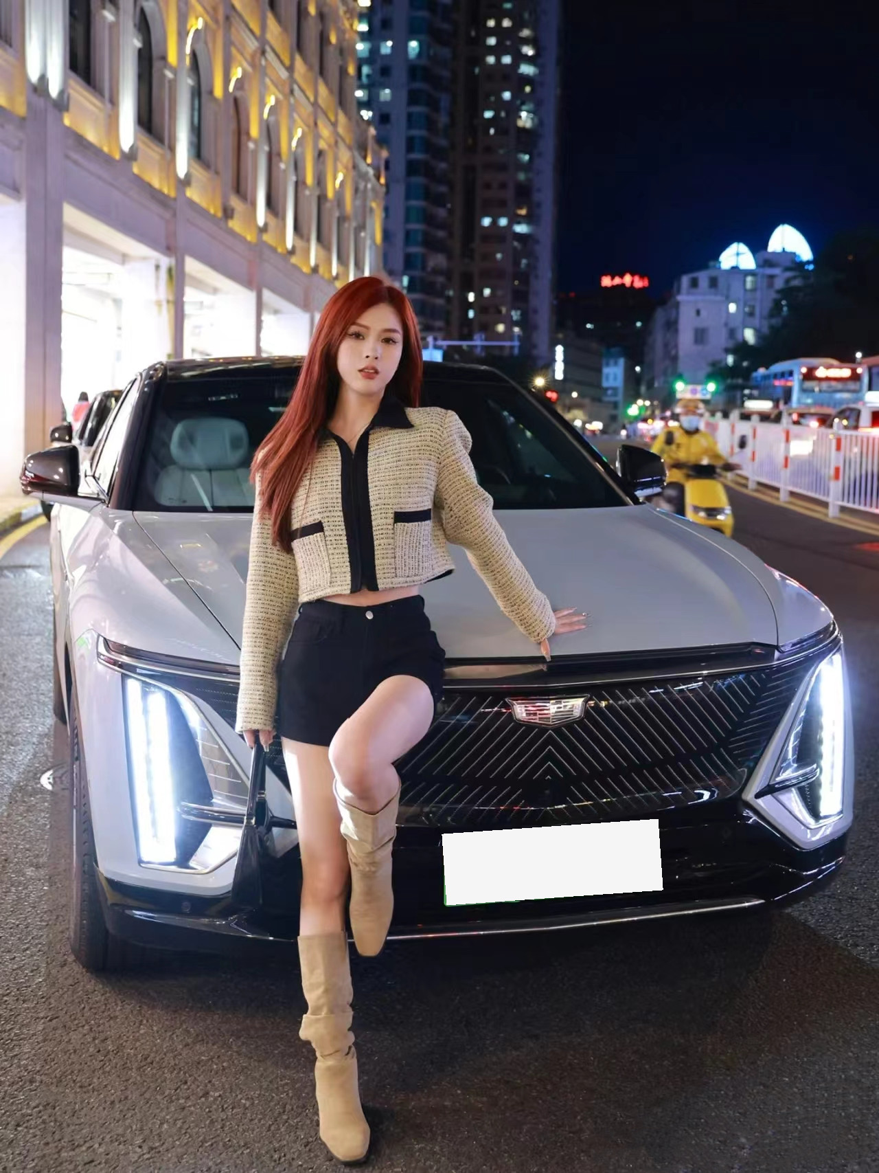 Front Track 1676mm Electric SUV Cadillac Lyriq AWD 510hp 375kW Motor Power 5-Door 5-Seat NEDC Range 608km Body Structure
