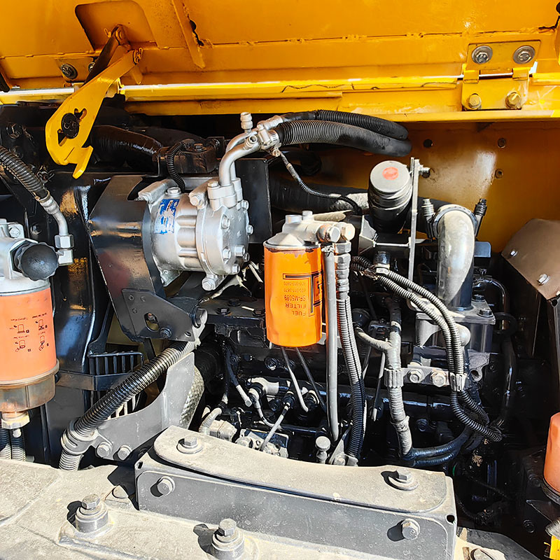 Japanese Imported Original Used Compact Excavator Komatsu PC60-8 0.3m3 Bucket Capacity