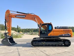 Wholesale Korea Used Doosan Excavator for sale Second Hand DX300LC Jindongyu Machinery from china suppliers