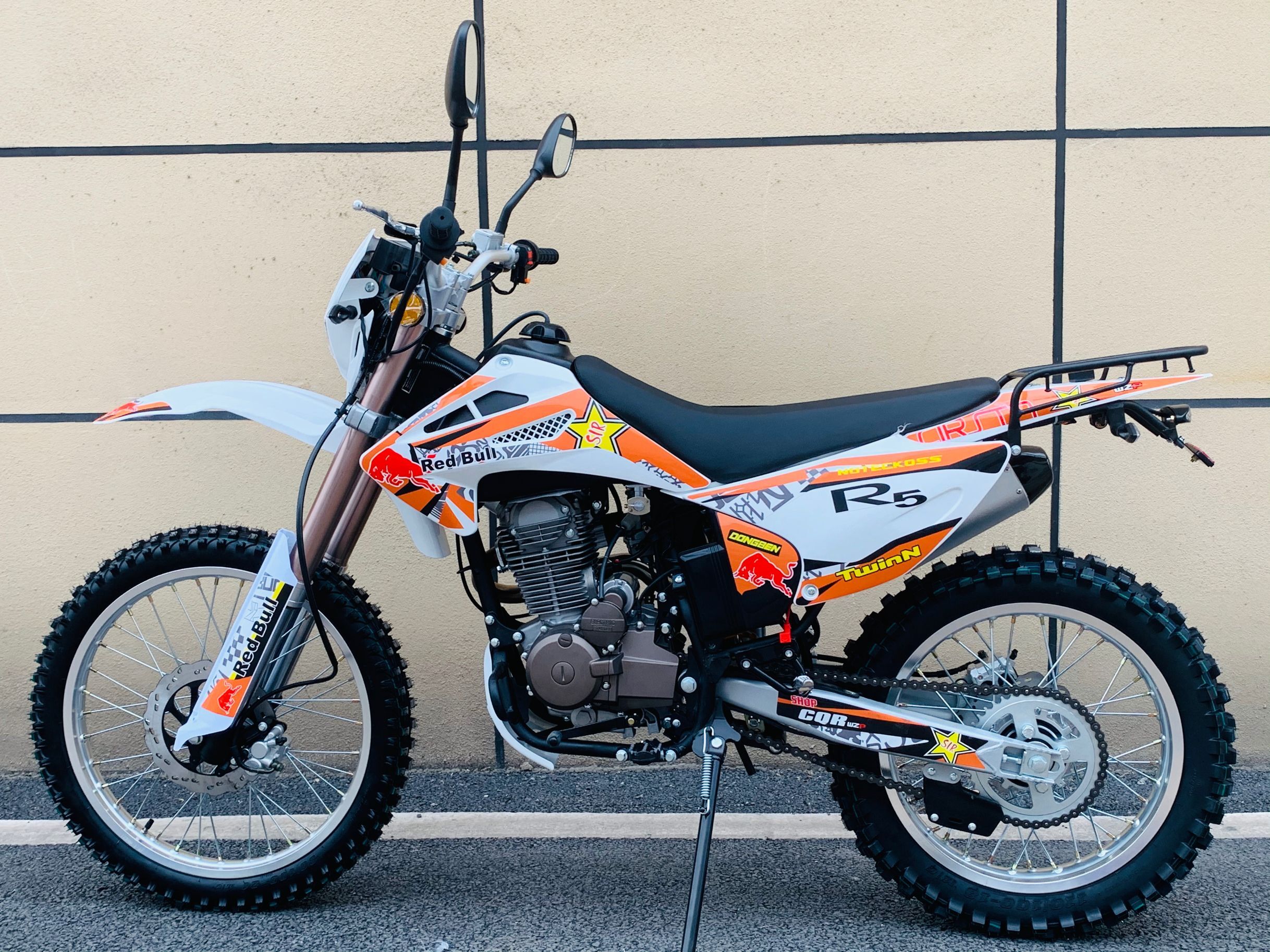 OEM CQR 200-400CC Gas Engine Motorcycle 25HP Road Legal Motorbikes