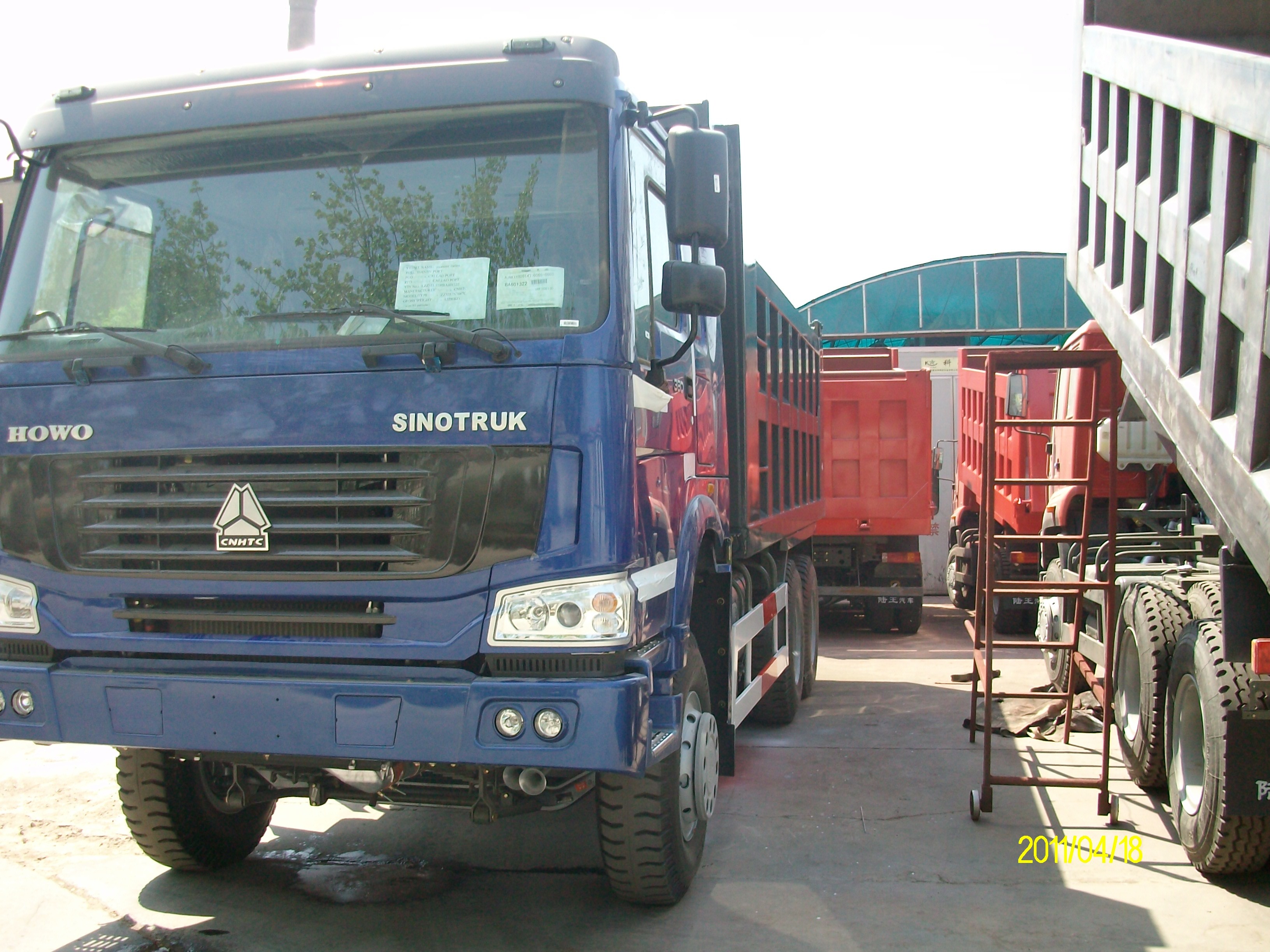 Strong Engine 6x4 Heavy Duty Dump Truck For Heavy Loading Transportation