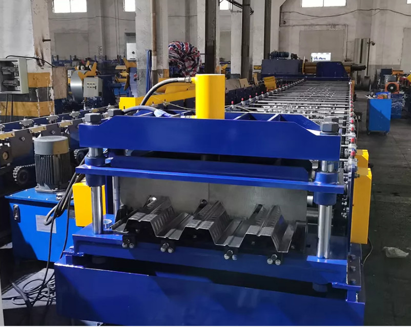 Decking Flooring Board 1.2mm Floor Tile Making Machine