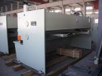 Steel Metal Sheet Metal Cutting Shears Guillotine Hydraulic 10 Mm Cutting