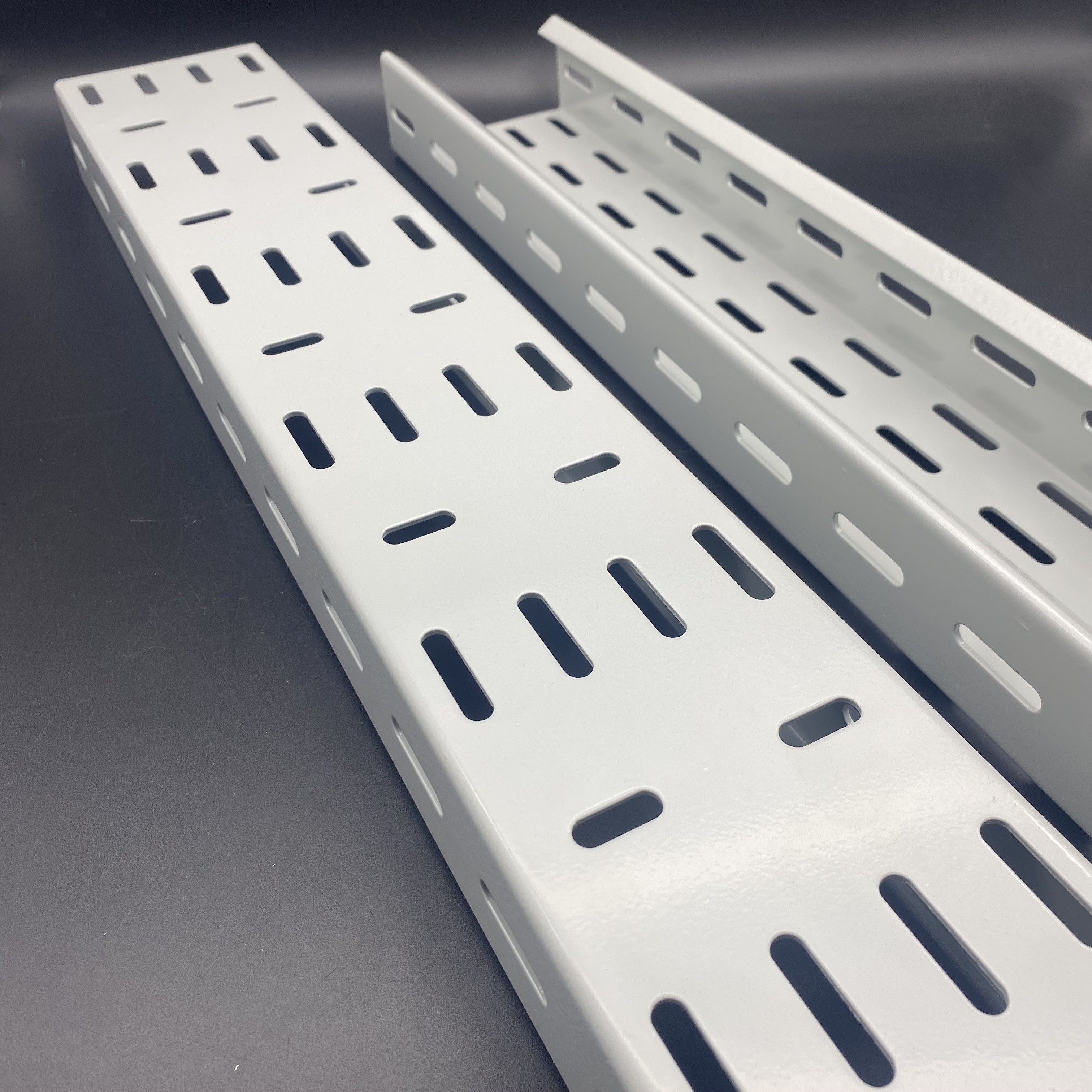 Zinc Plated Perforated Flexible Cable Trays