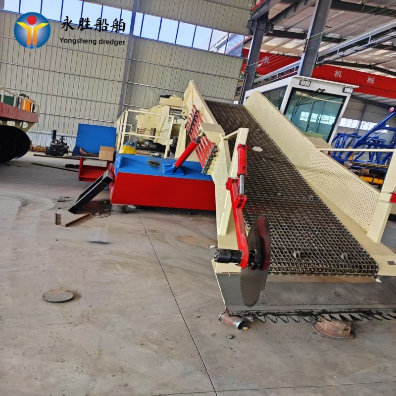 8m3 Customized Harvester Pond Weed Killer With Large Capacity