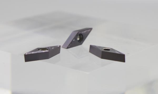 Carbide Turning Inserts Rhombic 35° Coating Lathe Carbide Inserts for Finishing
