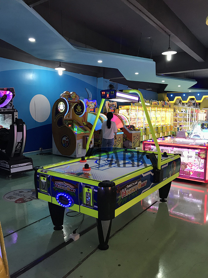 220V Redemption Sport Video Arcade Game Machines / Kids Air Hockey Table