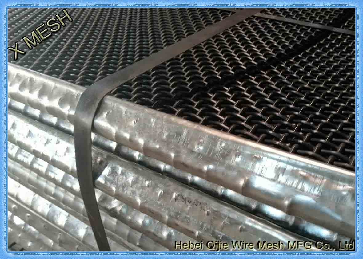 High Tensile Woven Mining Screen Mesh Square Hole 2.0mm Wire Diameter With Hooks