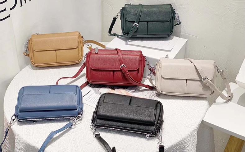 Hasp Closure Shoulder Bags First Layer Cowhide Leather Sling Bags For Women