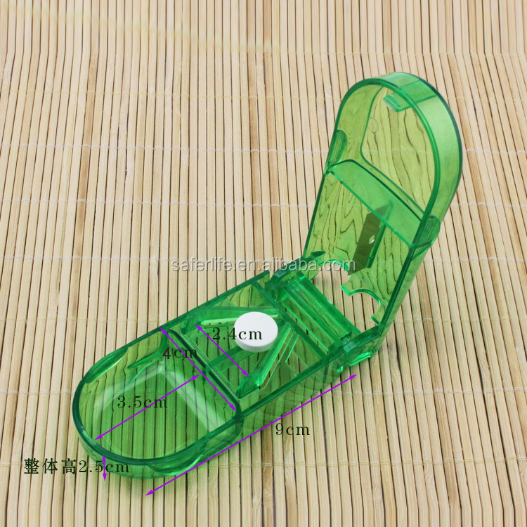 2018 hot sale ----Promotion gift Pill Tablet Cutter Splitter Divide Storage Medicine